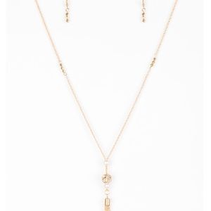 The celebration of the century gold necklace